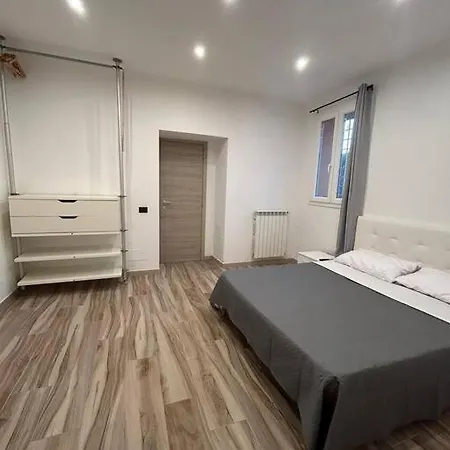 6 Posti Letto Апартаменты